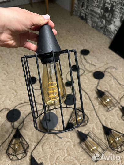 Продам подвесные светильники с лампами