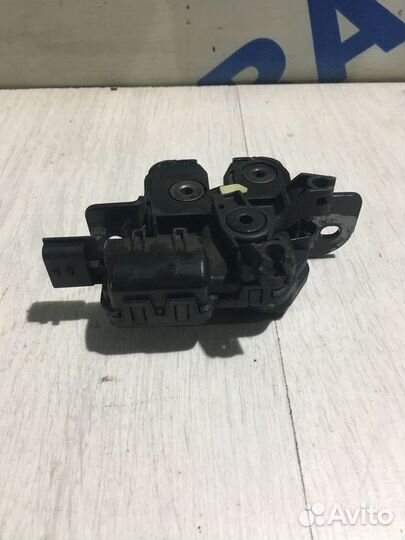 Замок багажника LADA vesta 1.6 мт седан