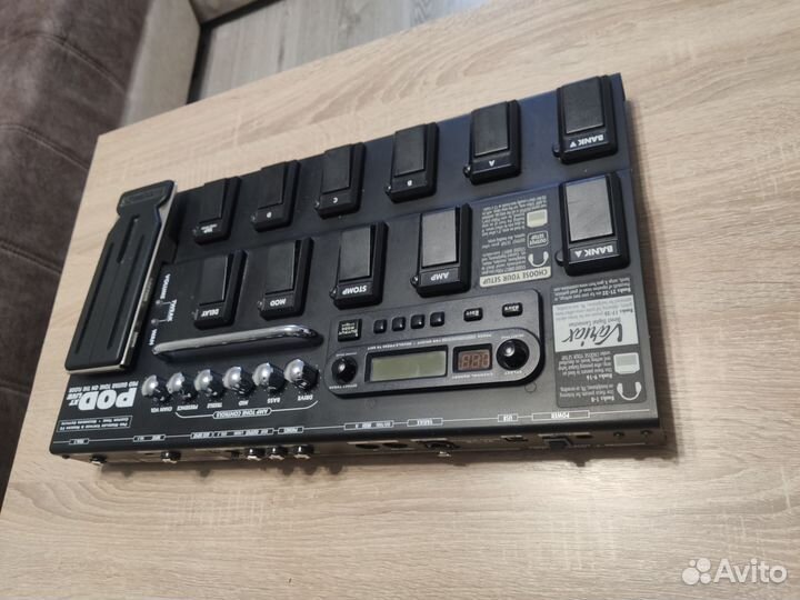 Звуковой процессор line6 pod xt live