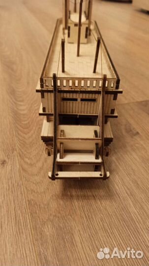 Деревянная модель Корабль