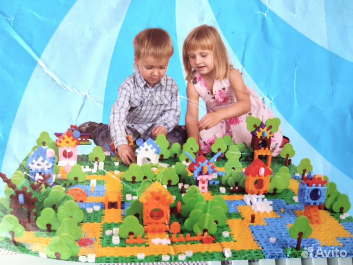 Конструктор Смешарики 9 наборов (большое поле)