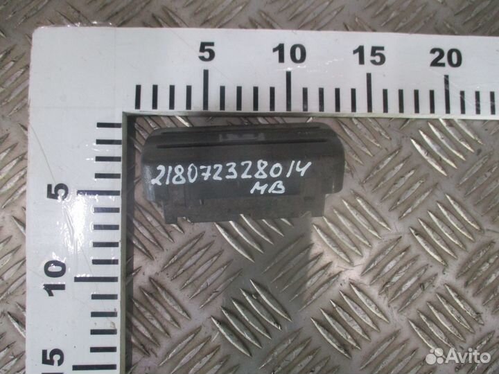 Заглушка на кабину внешняя Mercedes-Benz A94354501