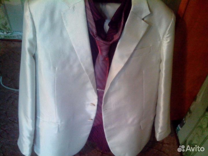 Мужской костюм