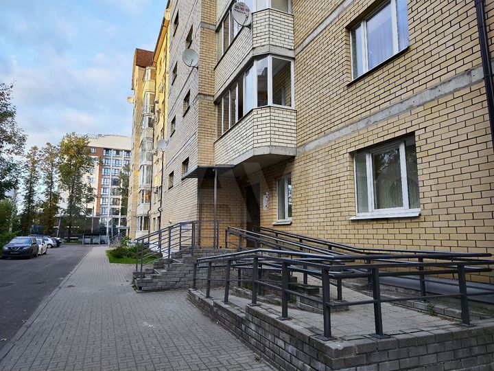 2-к. квартира, 73,5 м², 4/8 эт.