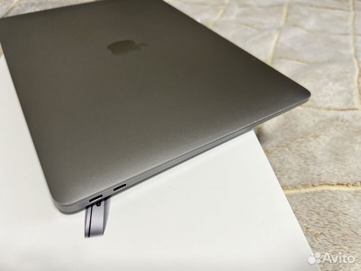 Apple MacBook Air M1 8/256