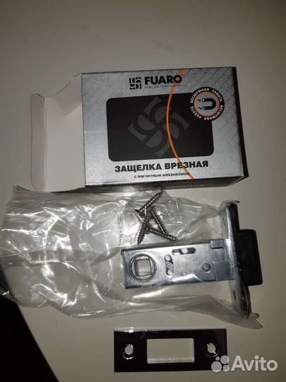 Дверная фурнитура