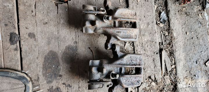 Суппорт задний Ауди 100, а6