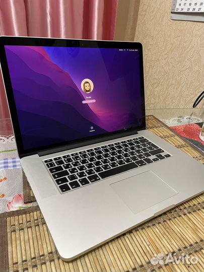 Apple MacBook Pro (Retina, 15-inch, Mid 2015)