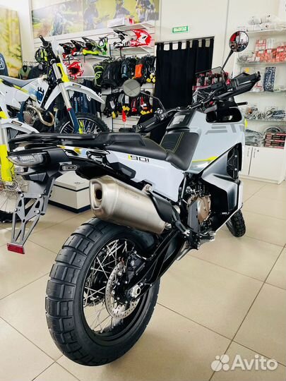 Мотоцикл husqvarna norden 901 (2024)