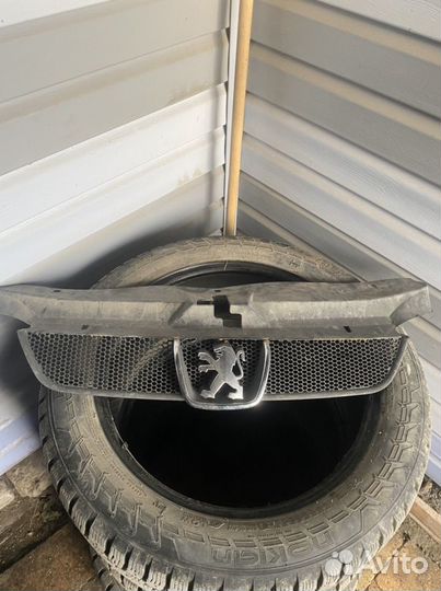 Решотка peugeot 406