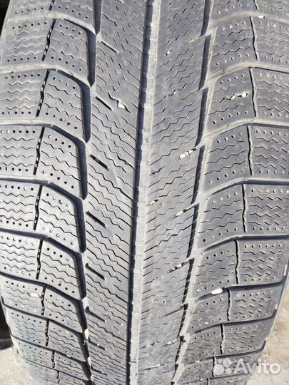 Michelin Latitude X-Ice 235/55 R19 101H