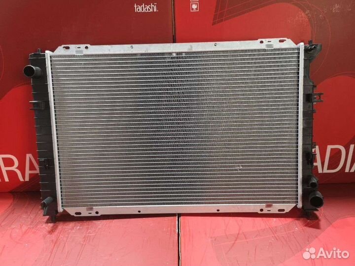 Радиатор двс Ford Escape 2.3