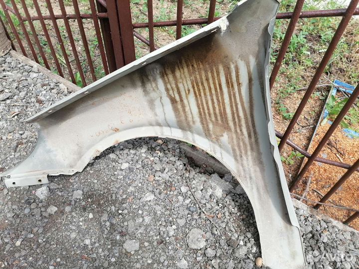 Крыло Лифан бриз