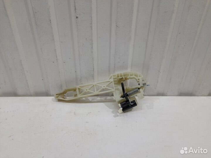 Кронштейн ручки двери (задней левой) Hyundai