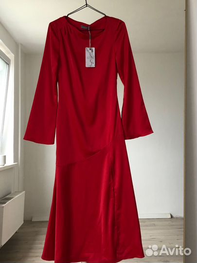 Платье lichi XS красное новое 12storeez