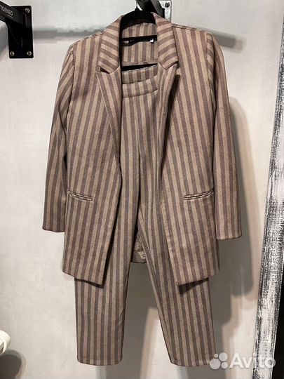 Брючный костюм женский 42 44 черный