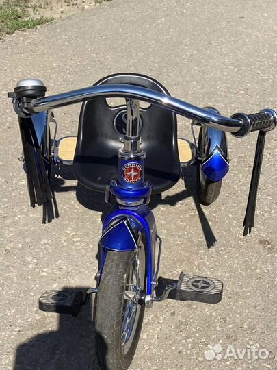 Трехколесный велосипед Schwinn Roadster Trike