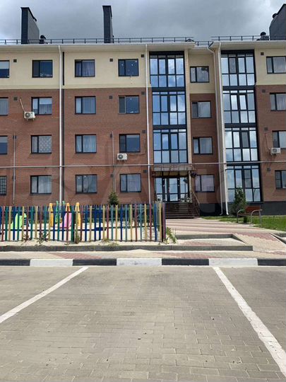 2-к. квартира, 51 м², 1/6 эт.