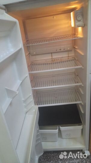 Витрина среднетемпературная Бирюса