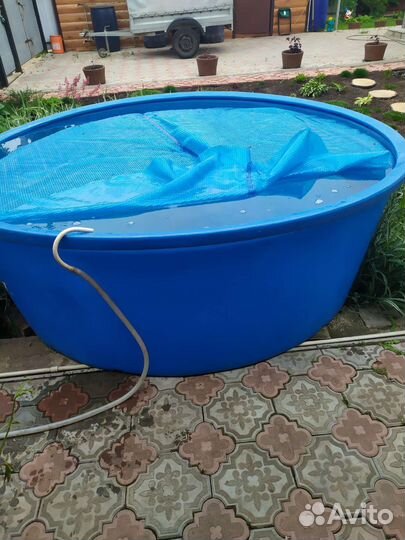 Пластиковый бассейн