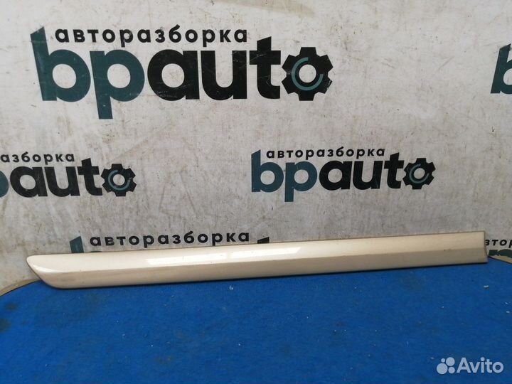 Молдинг на дверь задний правый 75741-48030 Lexus