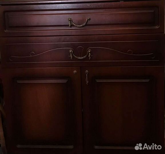 Комод дерево