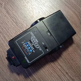 Фотовспышка Vivitar Auto Thyristor 2800