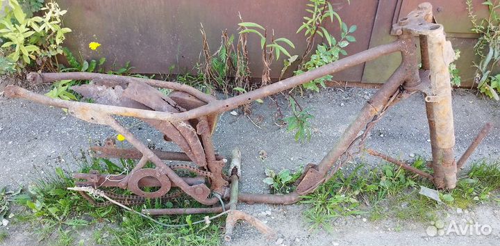 Рама мотоцикла К-55