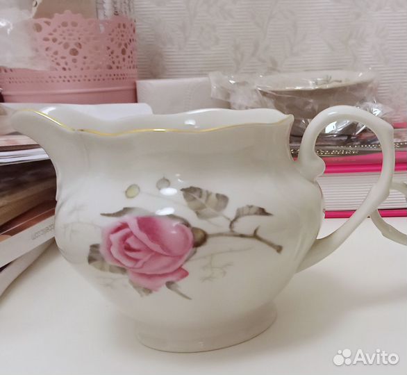 Молочник Karolina Польша