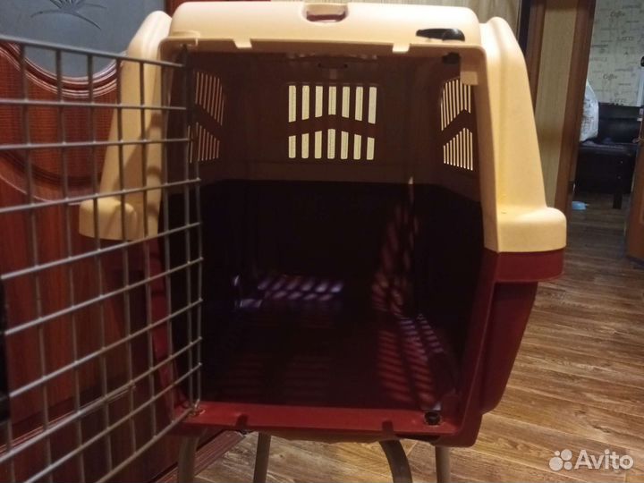 Переноска для кошек и собак