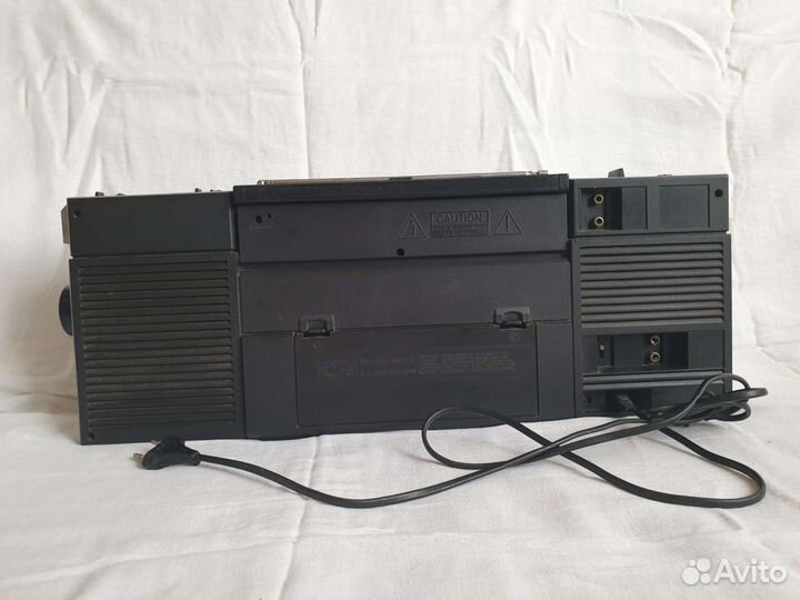 Музыкальный центр Universum CTR 744