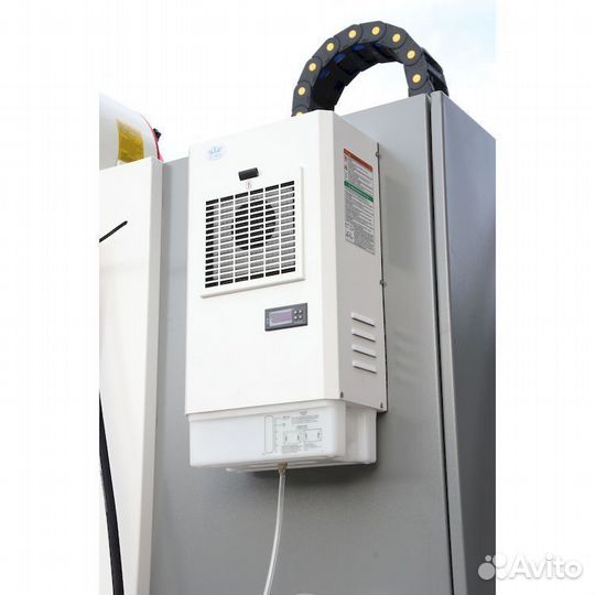 Вертикальный обрабатывающий центр AMT VMC1160