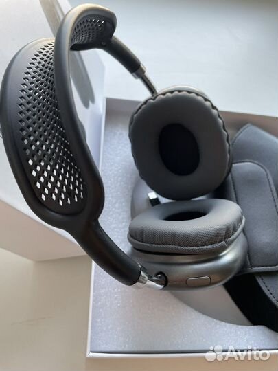 Беспроводные наушники