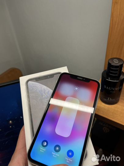 iPhone Xr, 128 ГБ