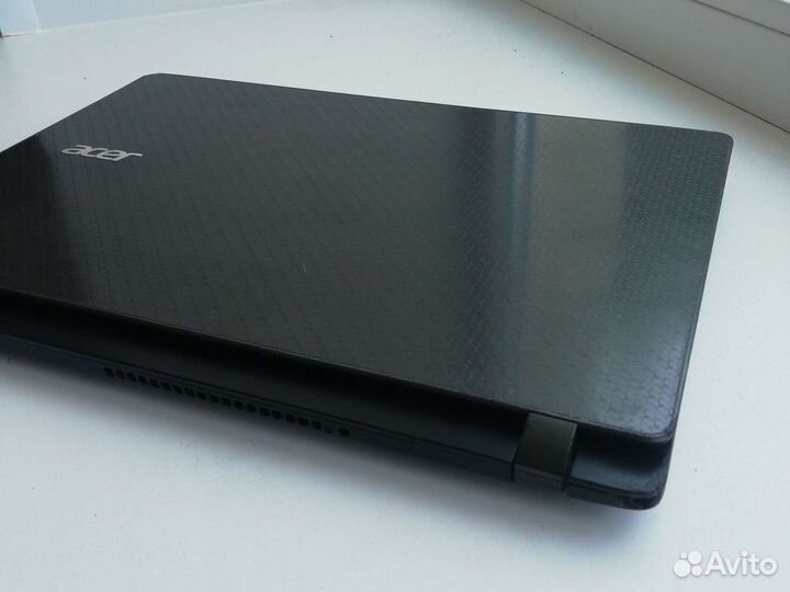 Acer v3