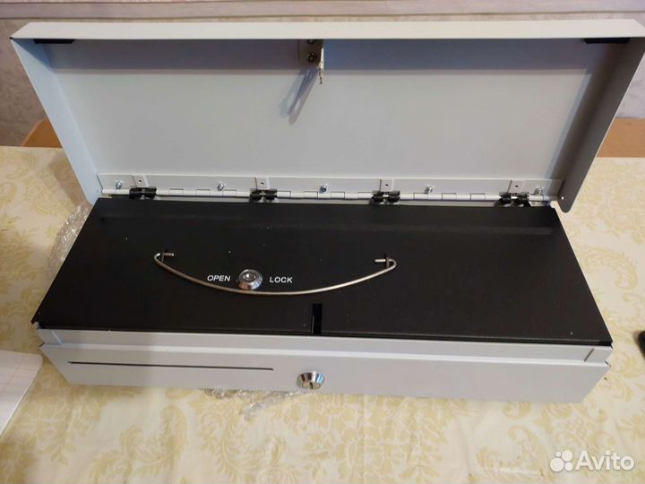 Ящик для монет и денег