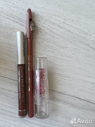 Карандаш тени косметика помада