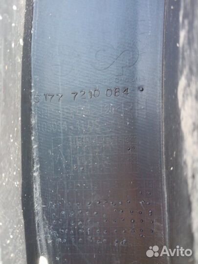 Накладка заднего правого крыла BMW X3, 2015