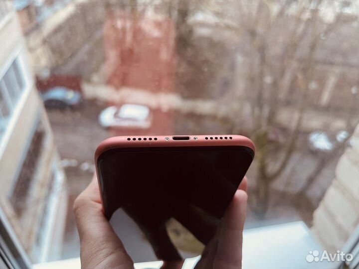 iPhone Xr, 64 ГБ