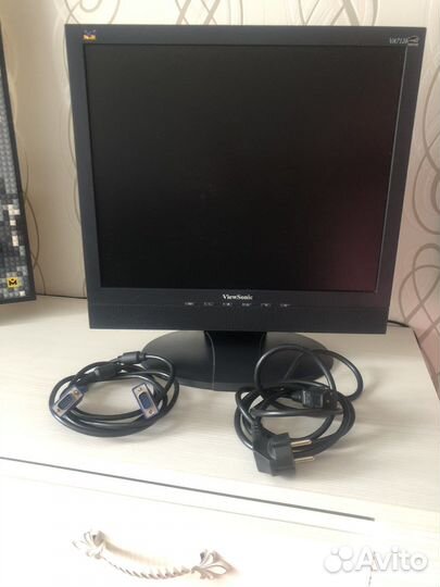 Монитор Viewsonic VA712b