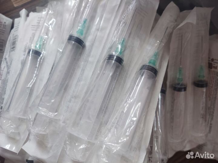 Шприц стерильный одноразовый 10 мл