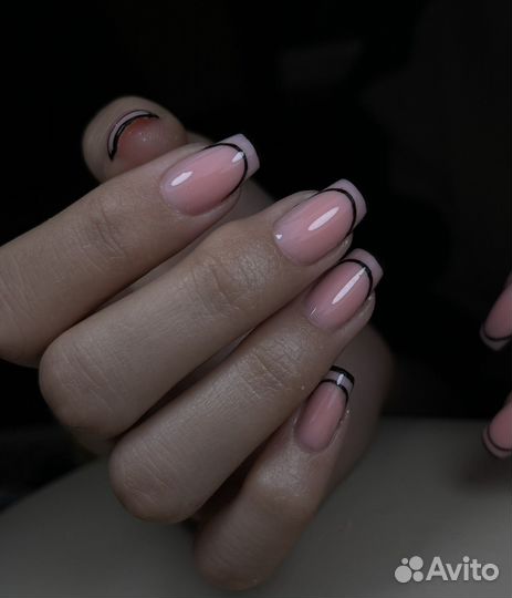 Маникюр, наращивание ногтей