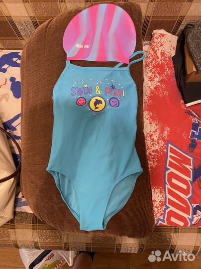 Купальник для девочки с шапочкой