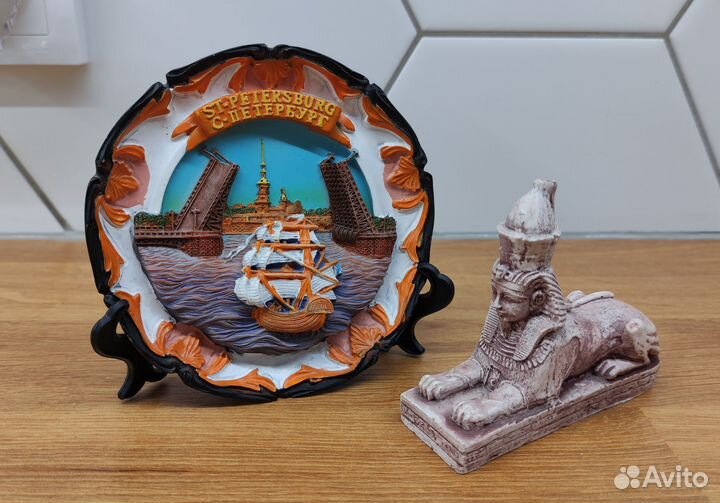 Магниты, сувениры, значки