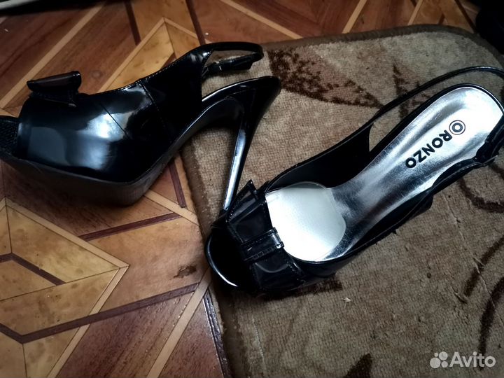 Босоножки женские 37.5