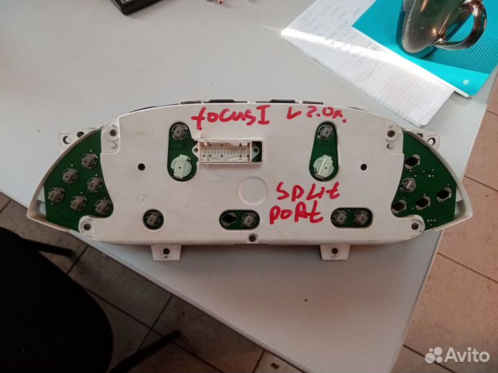 Панель приборов Ford Focus 1 2,0 8V на МКПП