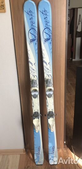 Горные лыжи и ботинки