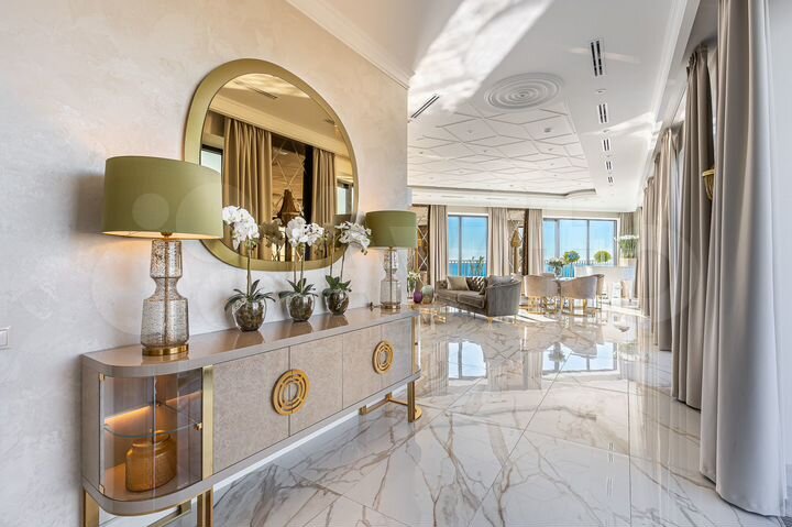 4-к. апартаменты, 192 м², 23/27 эт.