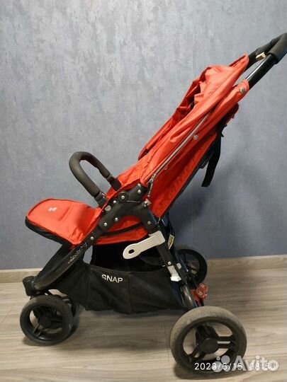 Прогулочная коляска Valco Baby Snap, fire red