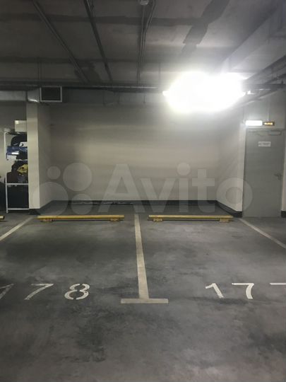 Машиноместо, 15 м²